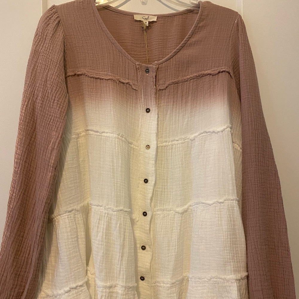 Easel ruffle top